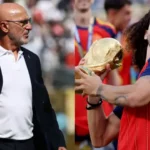 رومانسية في ليلة التاريخ سر الرسالة المؤثرة التي وجهها نجم إسبانيا لصديقته بعد الفوز باللقب