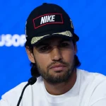 الزبيري يقود راسينغ سانتاندير للفوز على إلتشي بهاتريك مثير في الدوري الإسباني