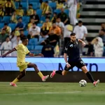 الرباط الصليبي يصدم دورتموند ويُبعد الوافد الجديد كونستانتيلياس
